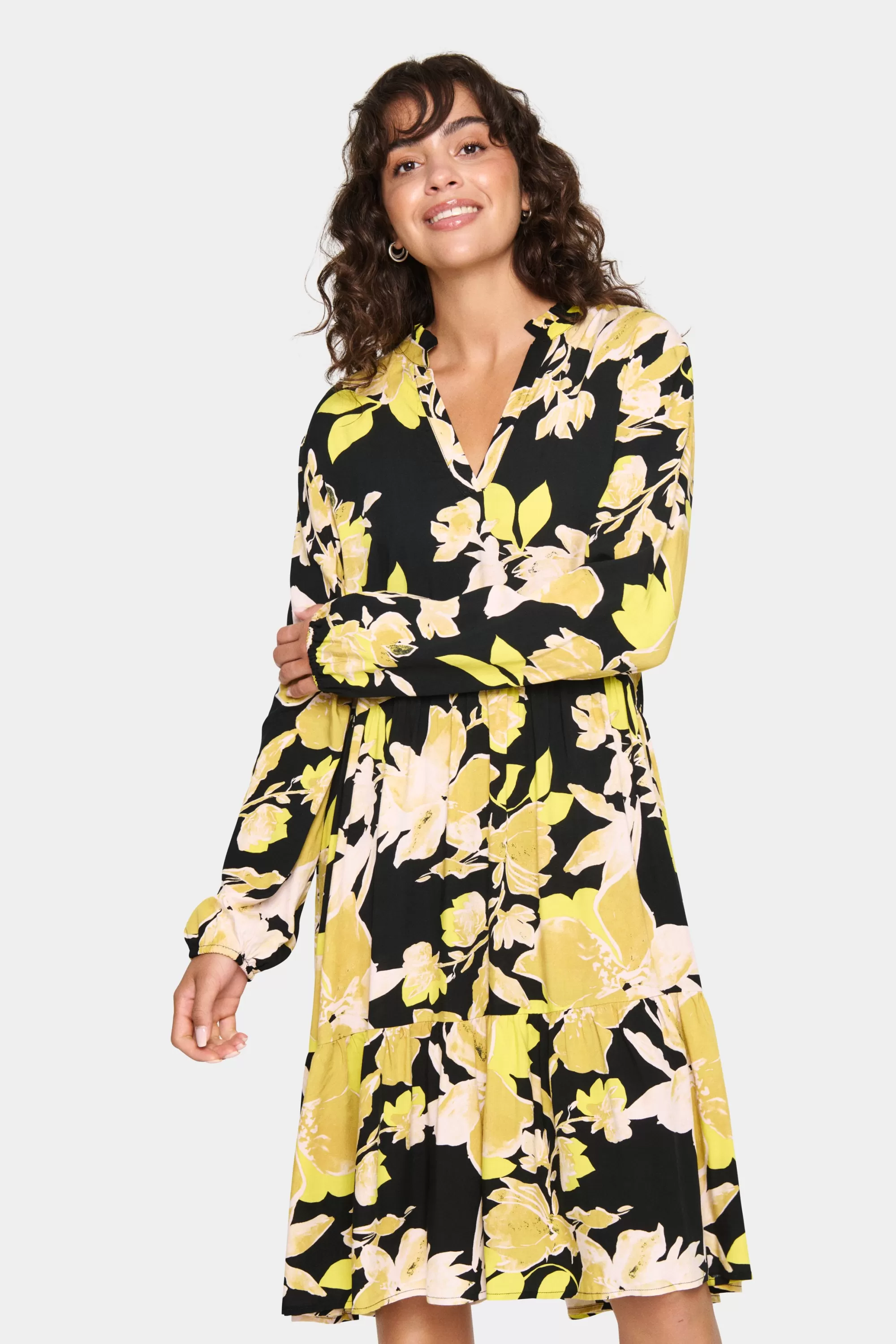 SaintTropez EdaSZ Klänning BlackBurnishedFlorals Best Sale