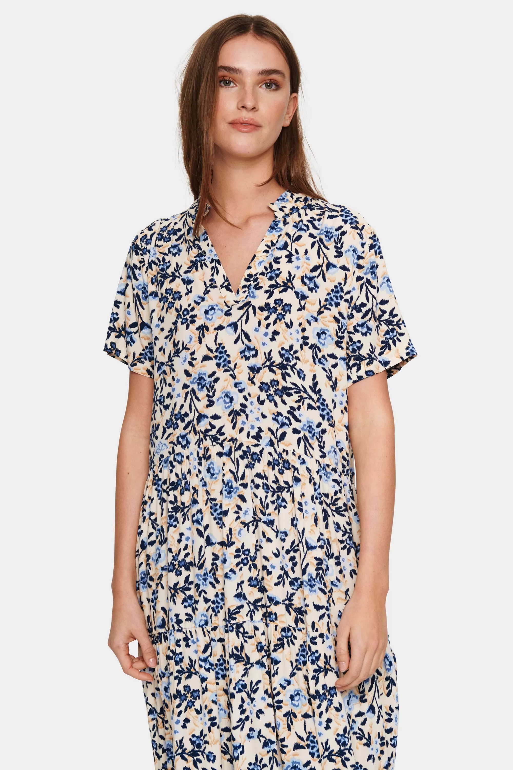SaintTropez EdaSZ Klänning CremeBackyardFloral Cheap