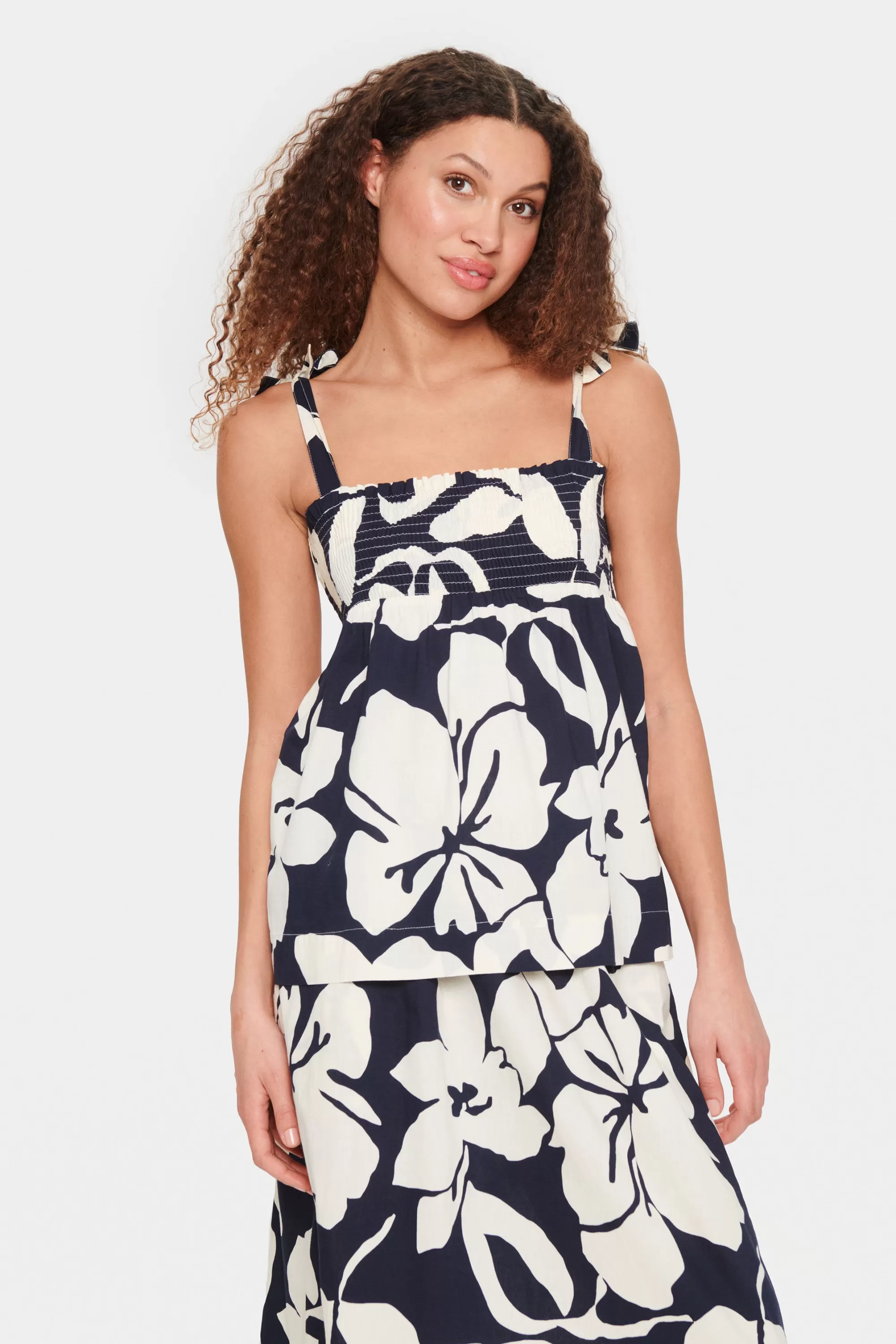 SaintTropez UrsulaSZ Top NightSkyResortFloral Fashion